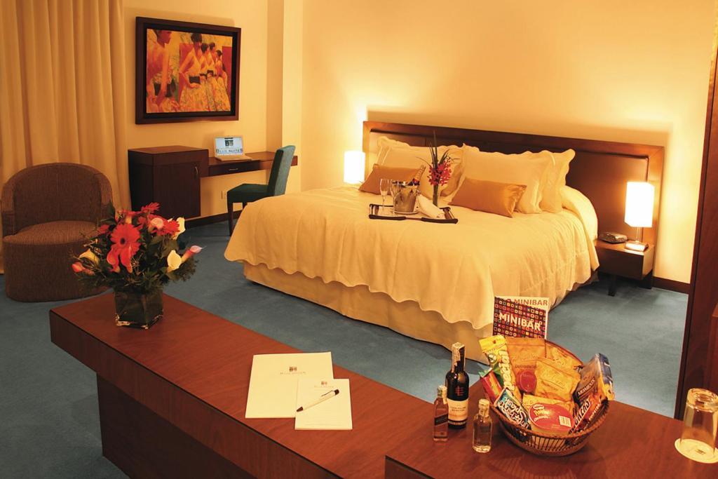 Blue Suites Hotel Богота Стая снимка